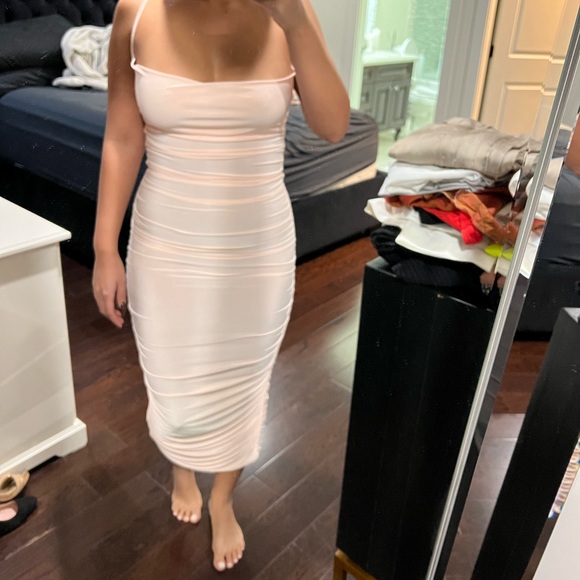 Miss Guided Ruched Pink dress size 4US - Picture 1 of 2